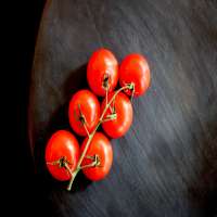 CHERRY TOMATO RED VINE 500GM